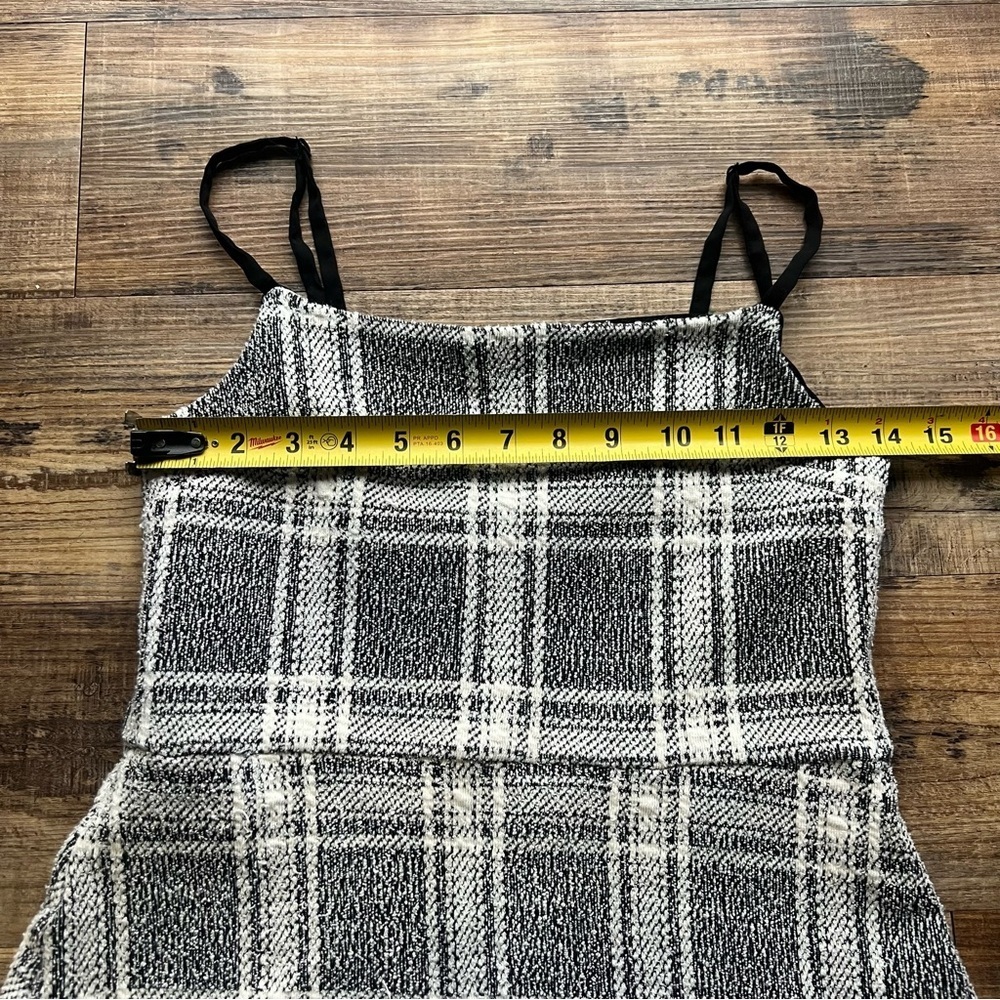 Urban Outfitters White/Grey Plaid Tweed Style Mini Dress Size Medium - Picture 3 of 8